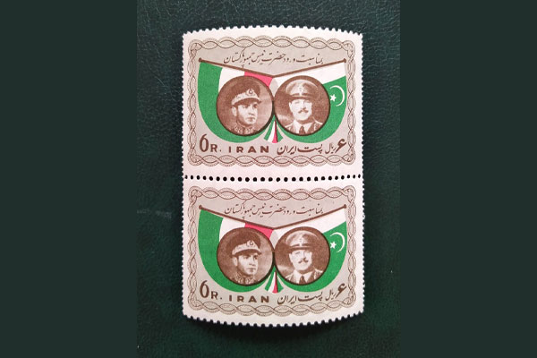 اهمیت گواهی اصالت در خرید تمبرهای تاریخی 